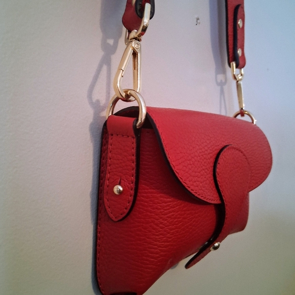 Vera Pelle Genuine Leather Red Crossbody Bag Adjustable Strap, Gold Hardware - Picture 5 of 8